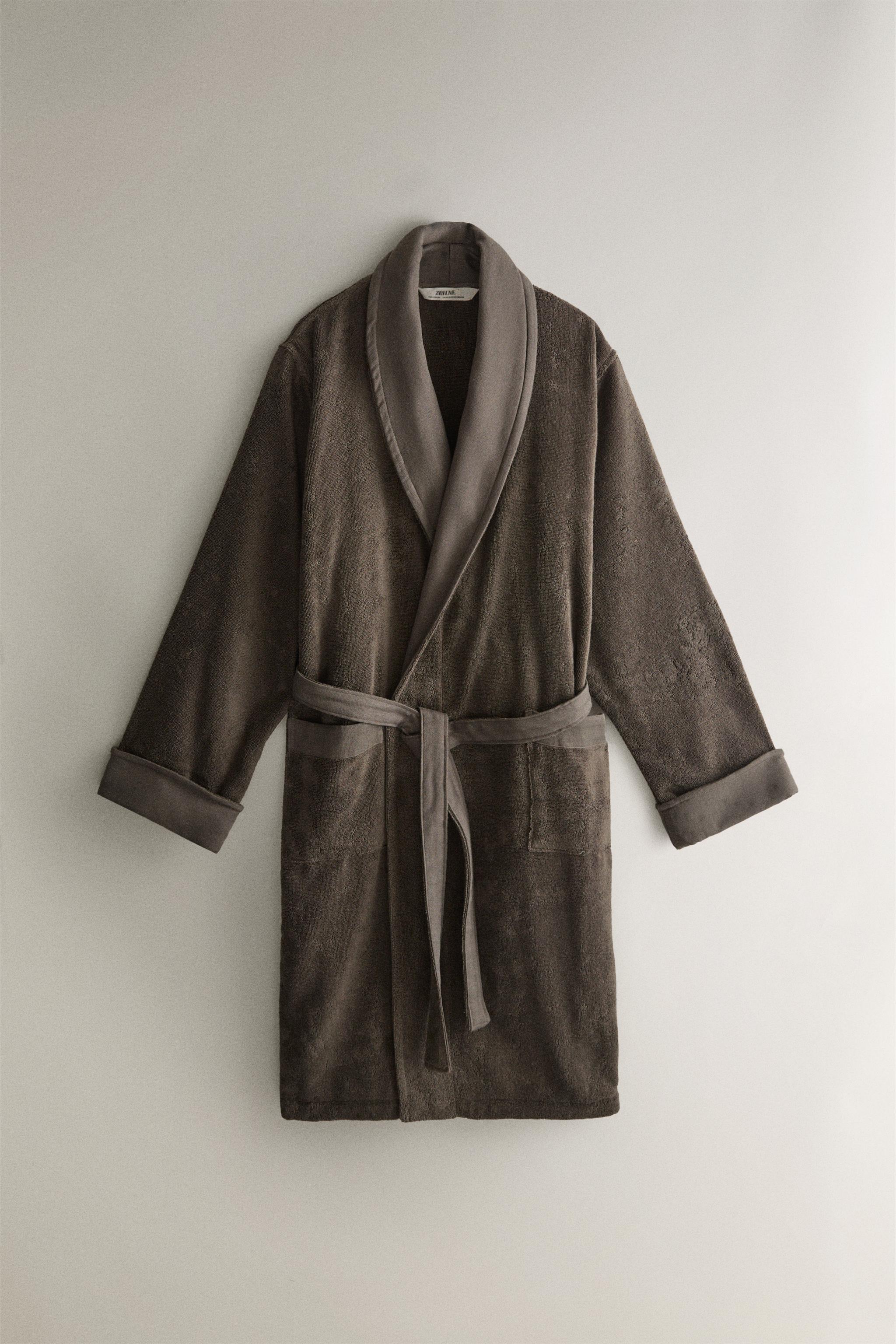 COTTON BATHROBE WITH APPLIQUÉ